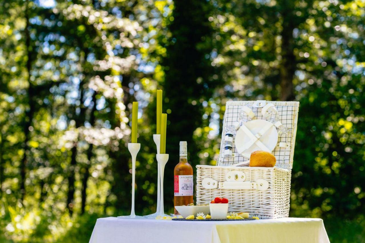 Somn'En Bulle Hotel Najac Bagian luar foto